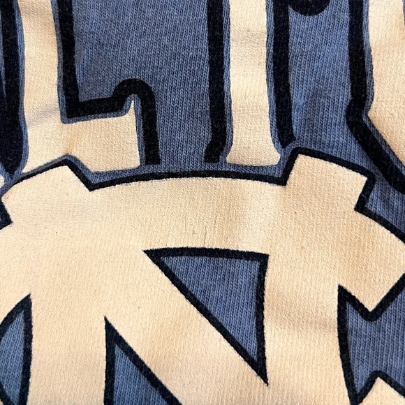 North Carolina Tar Heels 2017 NCAA Men's Basketball Tournament Final Four TShirt - Picture 9 of 9